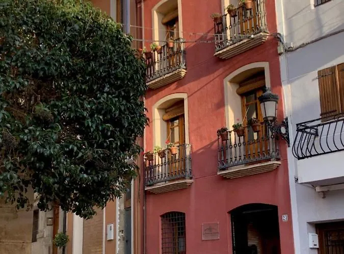 Las Puertas Del Indiano